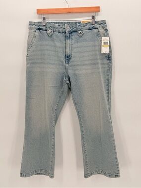 MICHAEL KORS Selma Crop Flare Jeans NWT Light Wash High Rise Women’s 14